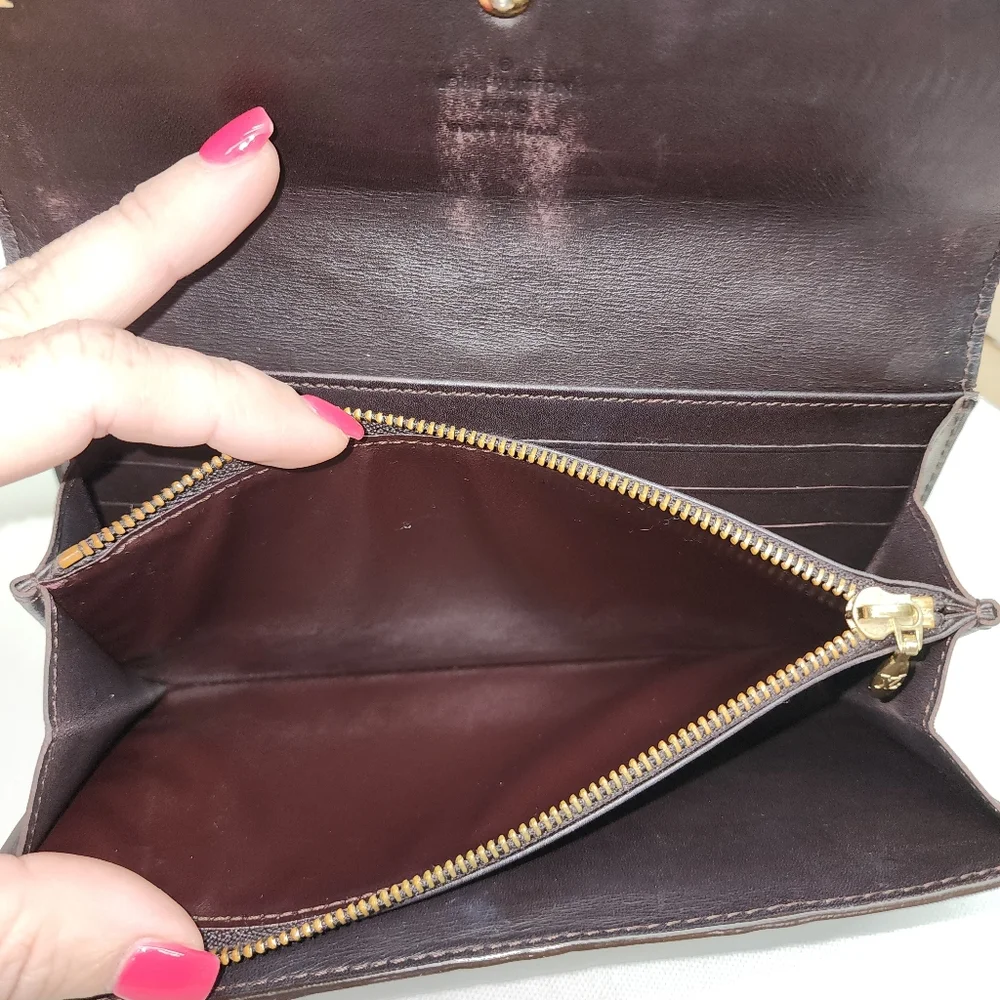 Authentic Louis Vuitton Amarante Monogram Vernis Sarah Wallet W/ Box AND COA